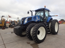 2015 New Holland T8.390